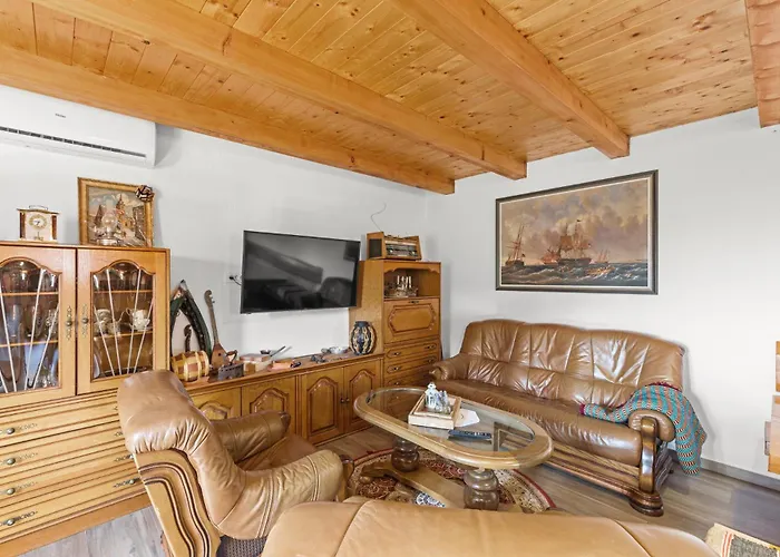 Vila Marko By Aneo Travel Ledenice